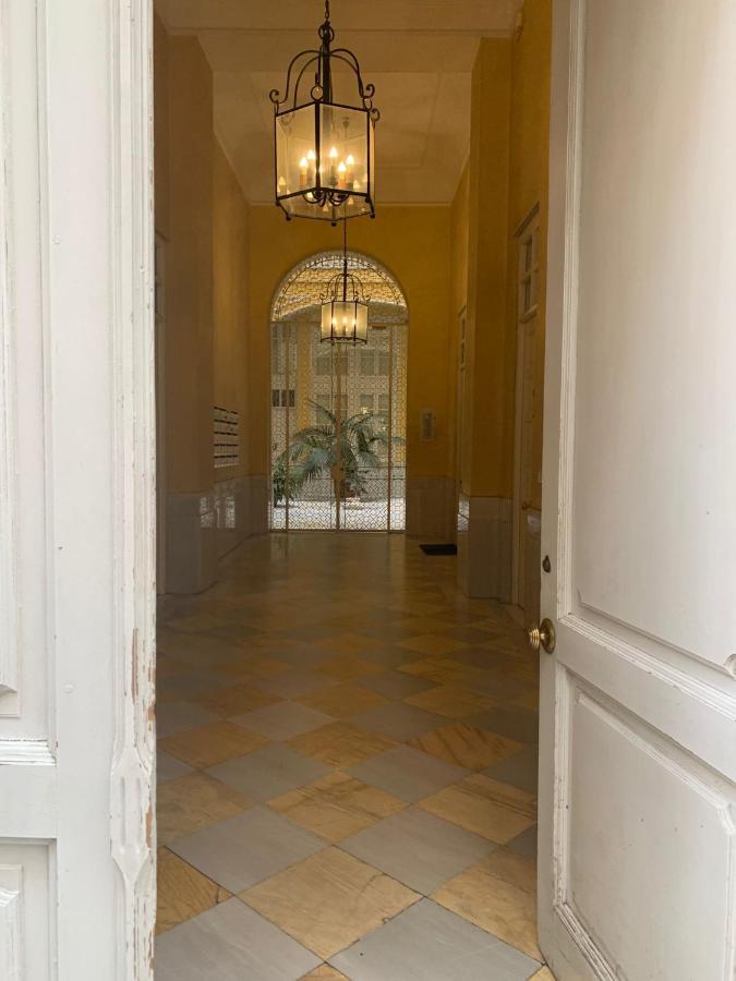 Esse Apartamentos Plaza Nueva Sevilla Exterior foto